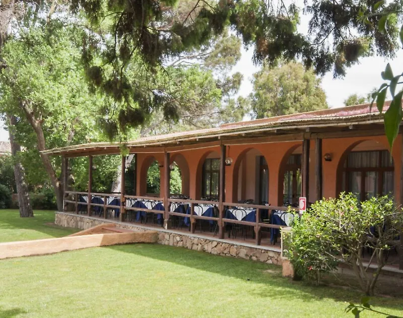 Blu Hotel Laconia Village Cannigione 4*,
