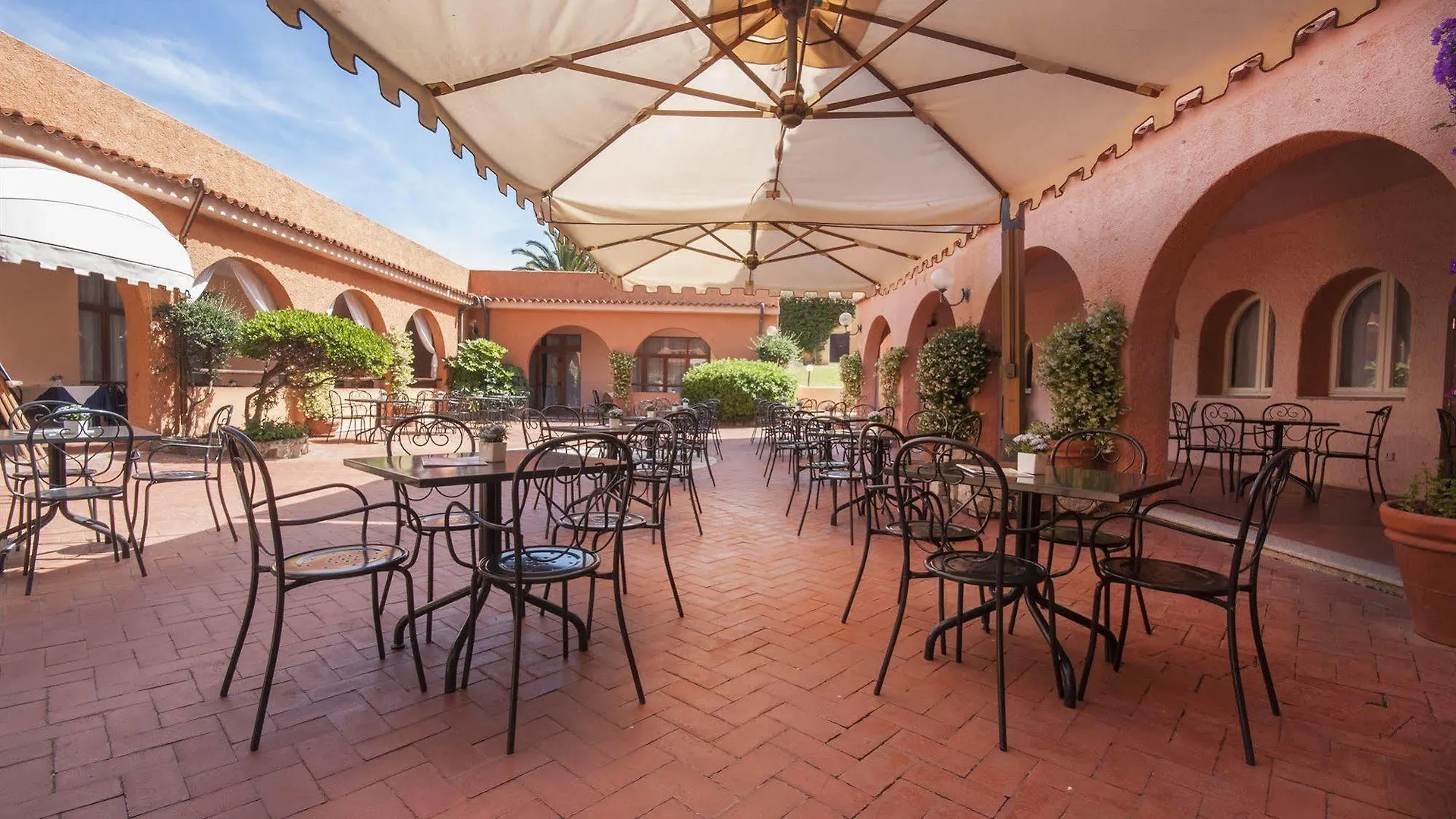 Blu Hotel Laconia Village Cannigione